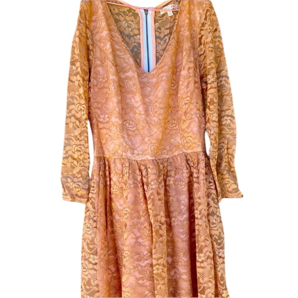 Tan Lace Gianni Bini Cocktail Dress